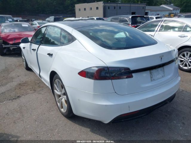 2021 TESLA MODEL S 5YJSA1E57MF428512 Photo 2