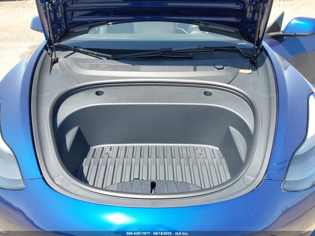 2023 TESLA MODEL 3 5YJ3E1EA6PF547209 Photo 9
