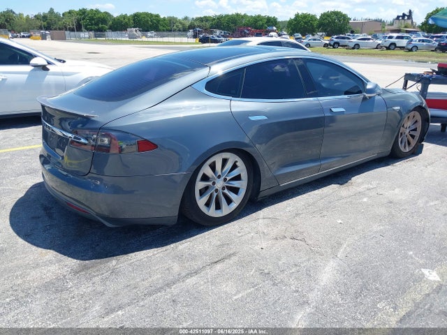 2013 TESLA MODEL S 5YJSA1DP9DFP06121 Photo 3