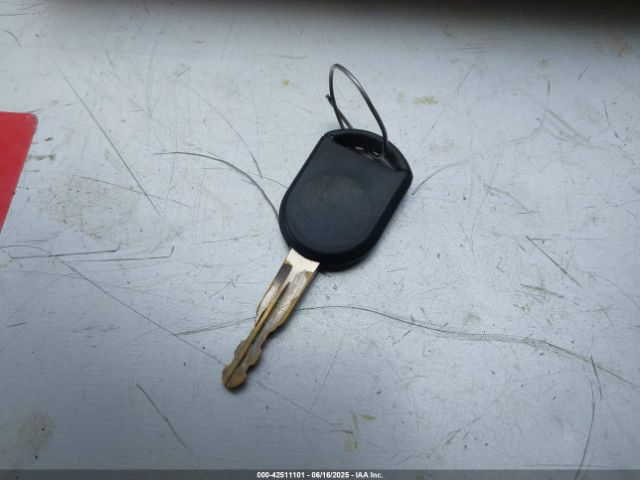 2008 FORD ESCAPE 1FMCU03108KB93560 Photo 10