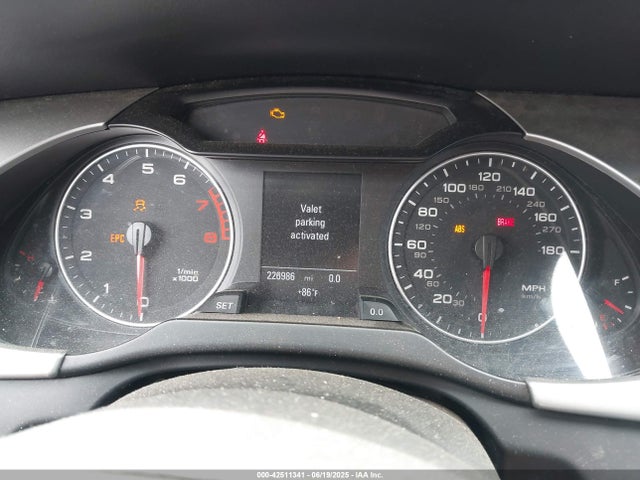 2011 AUDI A4 WAUMFAFL3BN024061 Photo 6