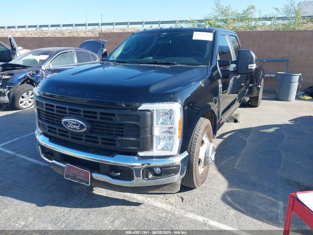 1FT8W3CMXREC53831 Ford F-350 Xl