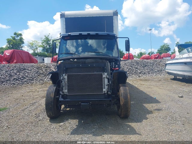 1FVAHFFT6MHMU9132 Freightliner L9n