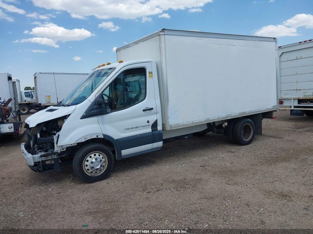 Ford 2018 2018 1FDBF8ZM3JKA71075 Image 2