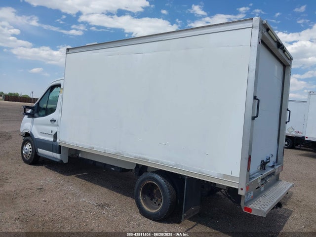Ford 2018 2018 1FDBF8ZM3JKA71075 Image 3