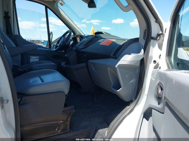 Ford 2018 2018 1FDBF8ZM3JKA71075 Image 5