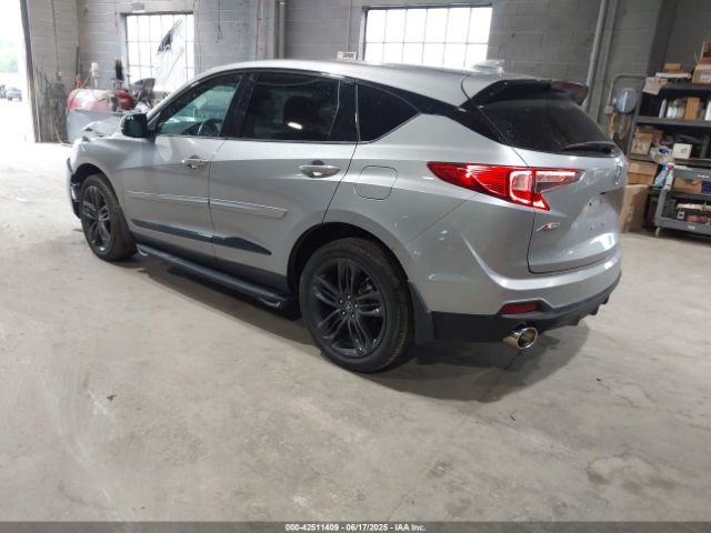 2021 ACURA RDX 5J8TC2H63ML015817 Photo 2