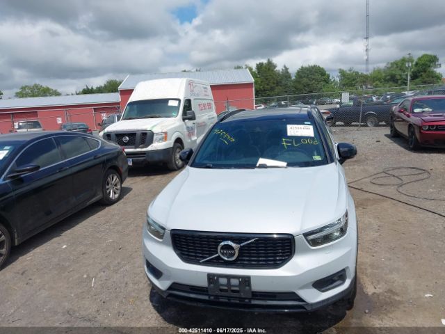 2021 VOLVO XC40 YV4162UM8M2467055 Photo 5
