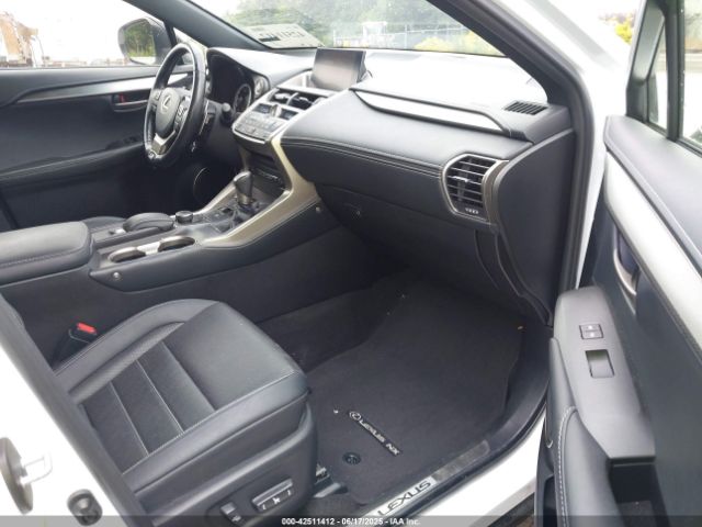 2017 LEXUS NX 200T JTJYARBZ3H2067690 Photo 4