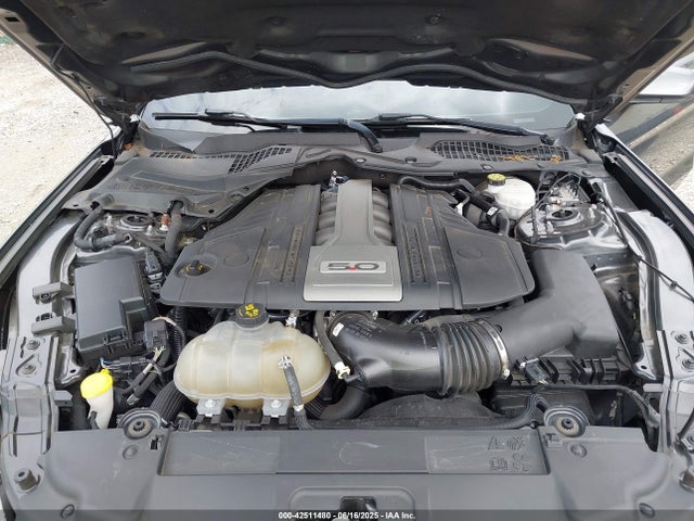 Ford 5.0l 4v premium fuel 2018 1FA6P8CF9J5171084 Image 10