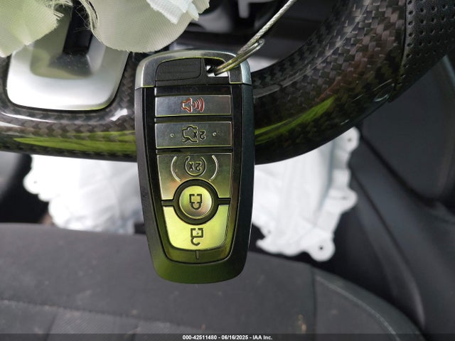 Ford 5.0l 4v premium fuel 2018 1FA6P8CF9J5171084 Image 11