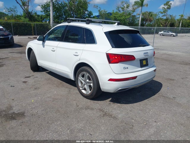 2019 AUDI Q5 WA1ANAFYXK2134007 Photo 2