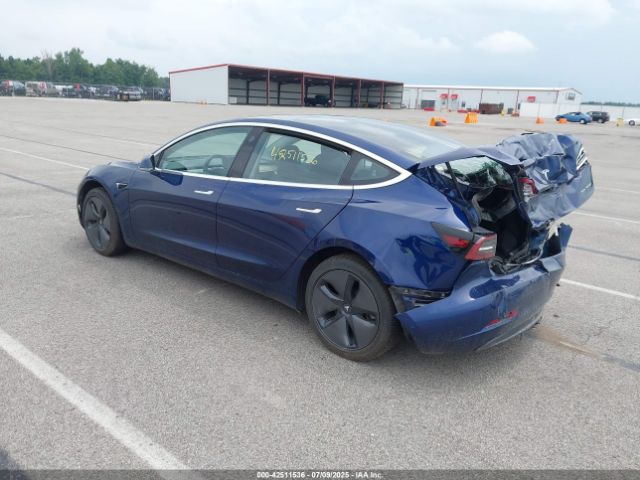 2018 TESLA MODEL 3 5YJ3E1EB8JF065020 Photo 2