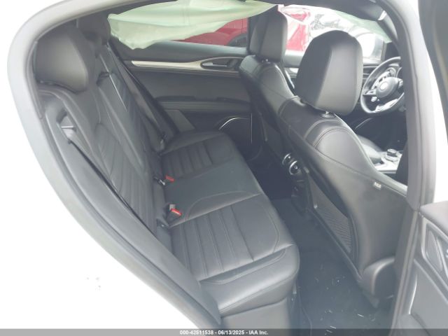 2021 ALFA ROMEO STELVIO ZASPAKBNXM7D15750 Photo 7