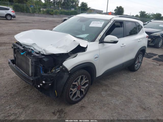2021 KIA SELTOS KNDEUCA21M7056893 Photo 1