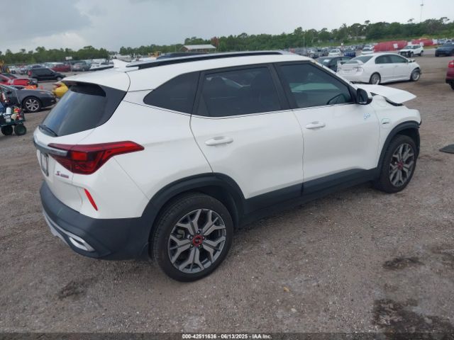 2021 KIA SELTOS KNDEUCA21M7056893 Photo 3