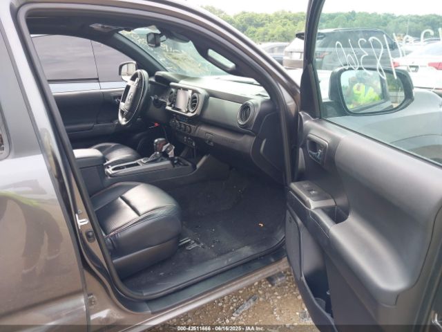 2021 TOYOTA TACOMA 5TFCZ5AN8MX266972 Photo 4
