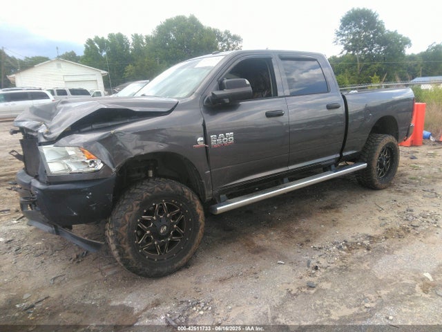 42511733 :رقم المزاد ، 3C6UR5CL0FG708948 vin ، 2015 Ram 2500 Tradesman مزاد بيع