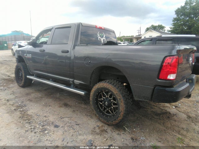 42511733 :رقم المزاد ، 3C6UR5CL0FG708948 vin ، 2015 Ram 2500 Tradesman مزاد بيع