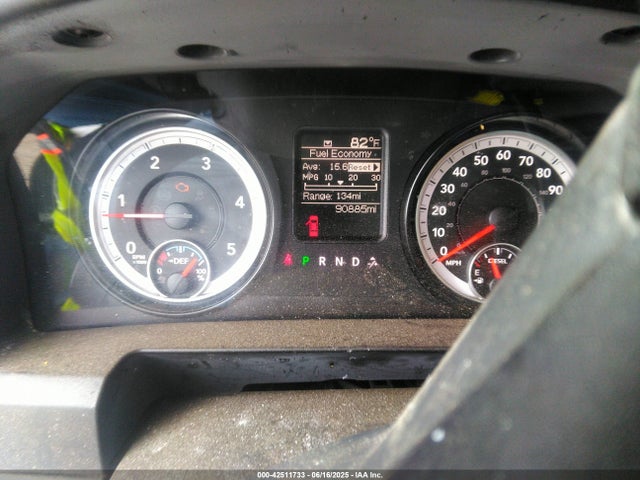 42511733 :رقم المزاد ، 3C6UR5CL0FG708948 vin ، 2015 Ram 2500 Tradesman مزاد بيع