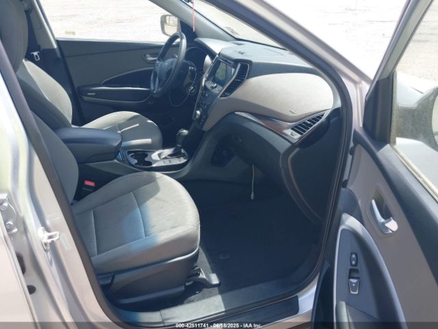 2018 HYUNDAI SANTA FE SPORT 5XYZT3LB4JG557373 Photo 4