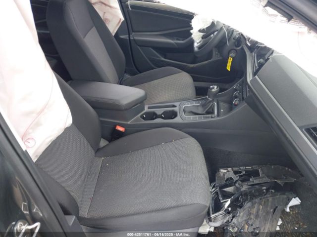 2020 VOLKSWAGEN JETTA 3VWN57BU0LM086425 Photo 4