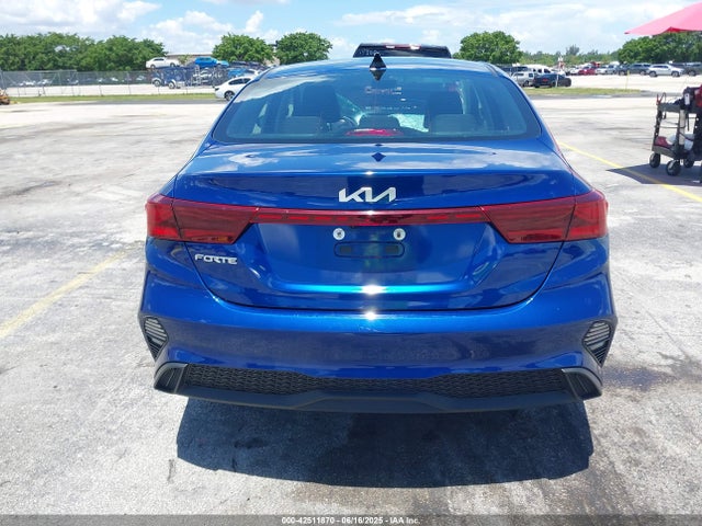 3KPF24AD7PE690912 KIA Forte Lxs