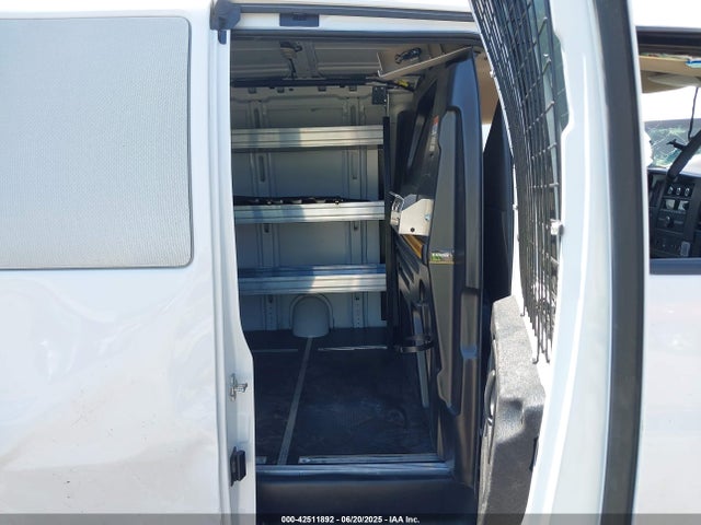 1GCWGAFP7P1217260 Chevrolet lv1