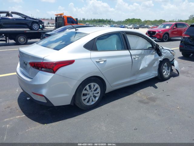 2020 HYUNDAI ACCENT 3KPC24A61LE097156 Photo 3