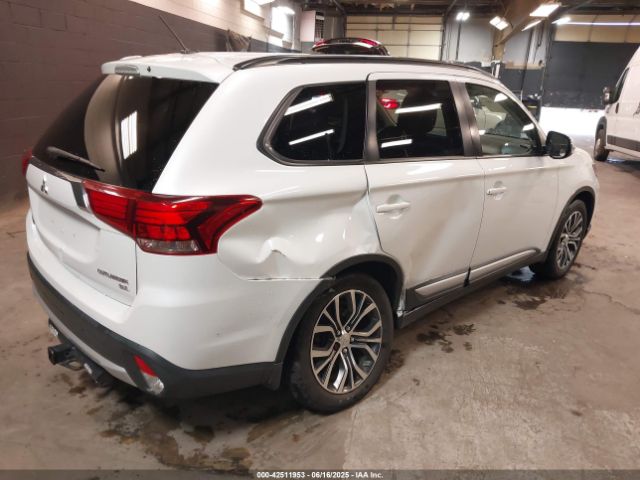 2016 MITSUBISHI OUTLANDER JA4AZ3A38GZ036751 Photo 3