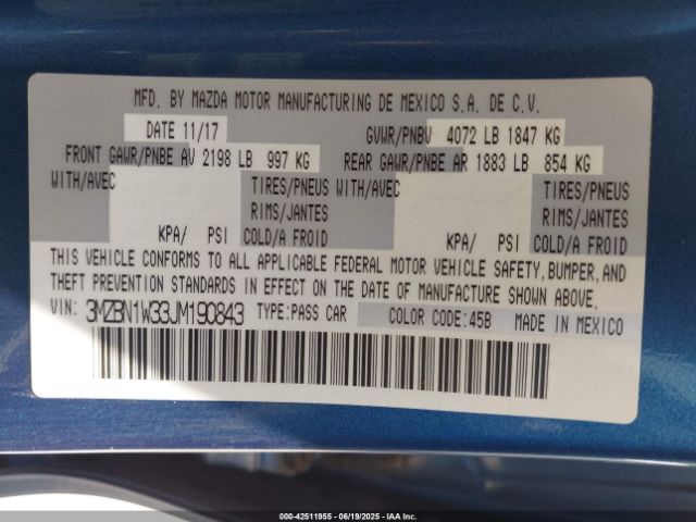 2018 MAZDA MAZDA3 3MZBN1W33JM190843 Photo 8