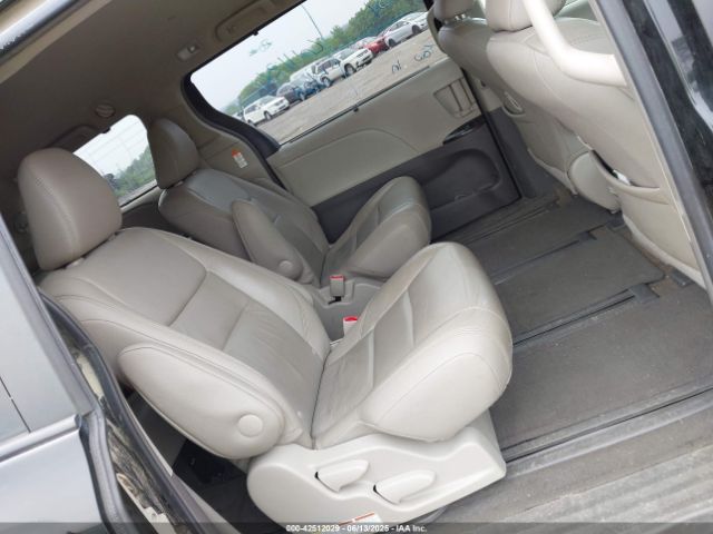 2017 TOYOTA SIENNA 5TDDZ3DCXHS168606 Photo 7