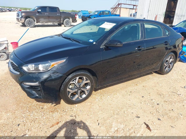 3KPF24AD2ME376029 KIA mpi nu
