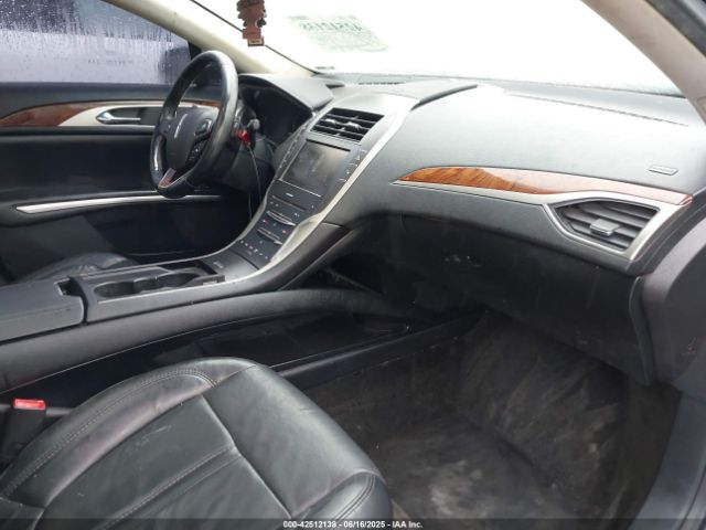 3LN6L2G96GR631987 Lincoln MKZ
