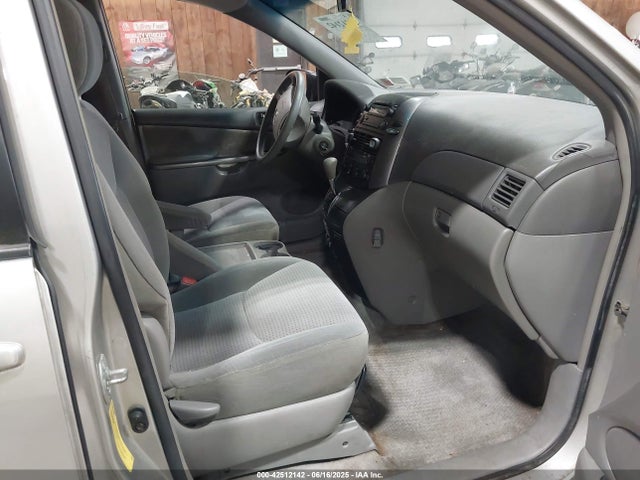 2006 Toyota Sienna Le მანქანა იყიდება აუქციონზე, vin: 5TDZA23C66S390274, აუქციონის ნომერი: 42512142