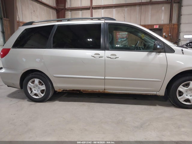 2006 Toyota Sienna Le მანქანა იყიდება აუქციონზე, vin: 5TDZA23C66S390274, აუქციონის ნომერი: 42512142