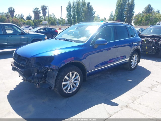 WVGEF9BP1GD012630 Volkswagen 2016