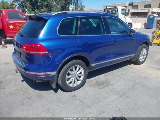 WVGEF9BP1GD012630 Volkswagen 2016