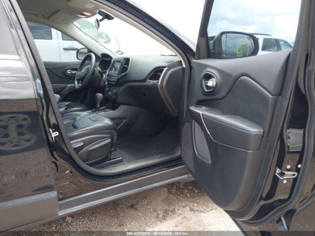 2019 JEEP CHEROKEE 1C4PJLLX9KD333220 Photo 4