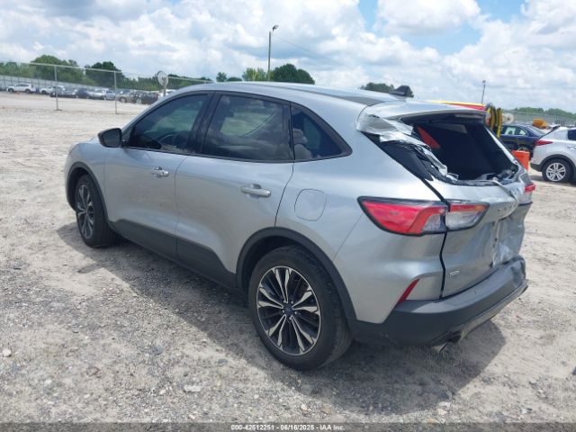 2022 FORD ESCAPE 1FMCU0G67NUC02311 Photo 2