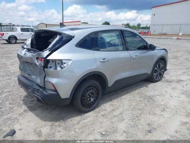 2022 FORD ESCAPE 1FMCU0G67NUC02311 Photo 3