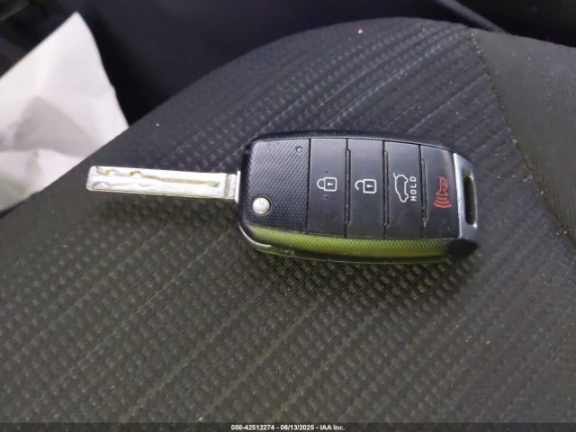 5XYKT4A68FG657710 KIA SORENTO LX