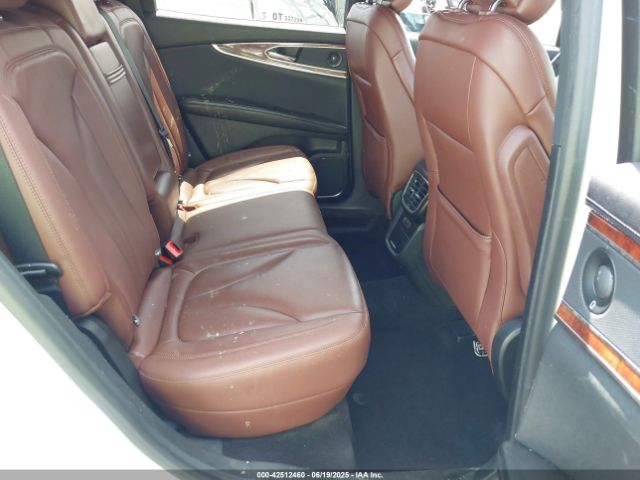 2019 LINCOLN NAUTILUS 2LMPJ8L9XKBL41458 Photo 7