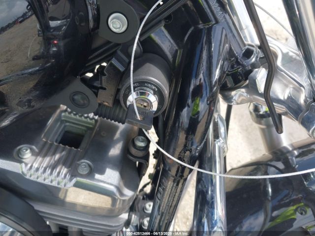 2013 HARLEY-DAVIDSON XL883 1HD4CR216DC432243 Photo 10