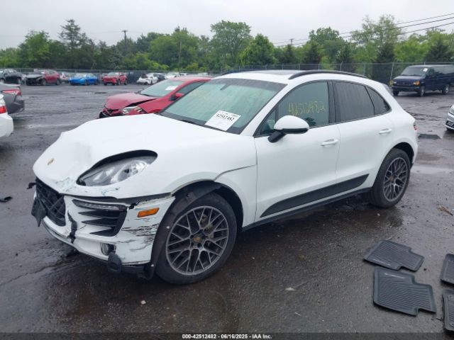 2016 PORSCHE MACAN WP1AB2A59GLB47204 Photo 1