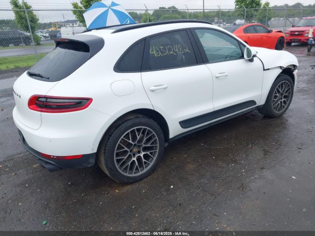 2016 PORSCHE MACAN WP1AB2A59GLB47204 Photo 3