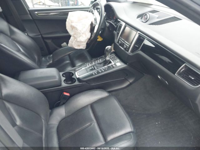 2016 PORSCHE MACAN WP1AB2A59GLB47204 Photo 4