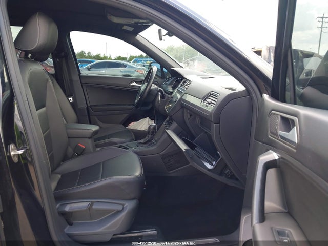 3VV3B7AX2MM083317 Volkswagen Tiguan