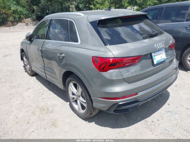2020 AUDI Q3 WA1EECF34L1047762 Photo 2