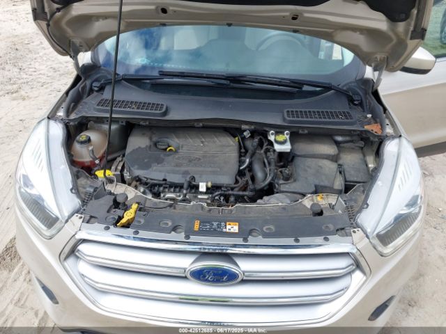2017 FORD ESCAPE 1FMCU0GD7HUC42813 Photo 9